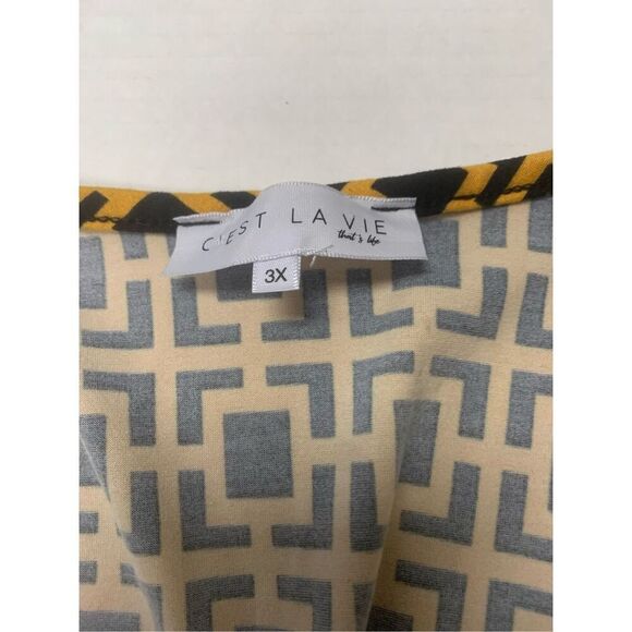 Sleeveless Plus Size Jumper - Picture 6 of 6